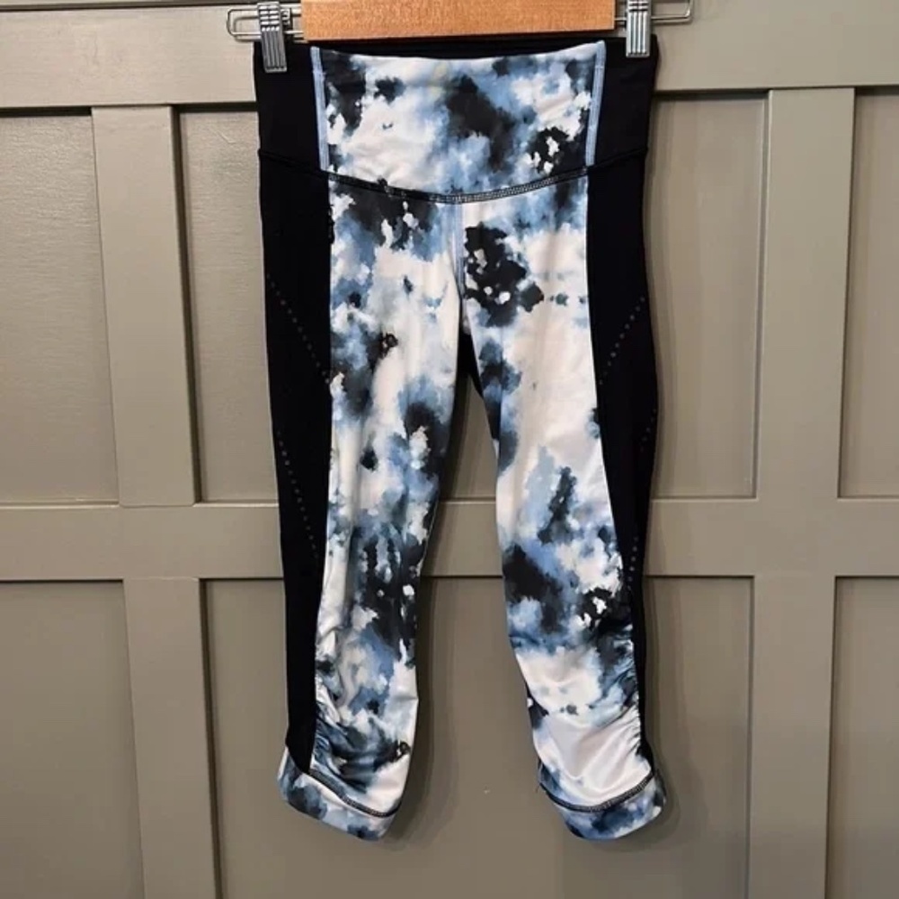 Lululemon Stop At Nothing Crop Luxtreme Leggings Black / Aquamarine Multi Size 2